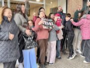 Furor a ‘l’administració dels calbs’ de Sant Boi després de repartir el tercer i un quart premi de la rifa de Nadal