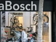 Assalt fulminant a Cardedeu: una banda arrasa una botiga i s’endú 120 bicicletes en minuts