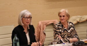 L’exconsellera Irene Rigau és nomenada presidenta de l’Associació d’Antics Diputats del Parlament