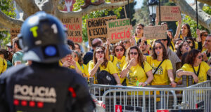Els sindicats convocants de la vaga educativa amenacen d’escalar el conflicte si el Govern no seu a negociar dimarts