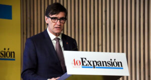 Illa s’oposa al desnonament del bloc de Gràcia i activa “tots els mecanismes legals” per protegir els veïns