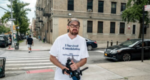 El cineasta John Wilson tornarà al DocsBarcelona amb ‘The history of concrete’