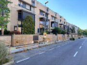 Obres de renovació de la xarxa d’aigua potable al carrer Argentina, entre Josep Carner i Equador